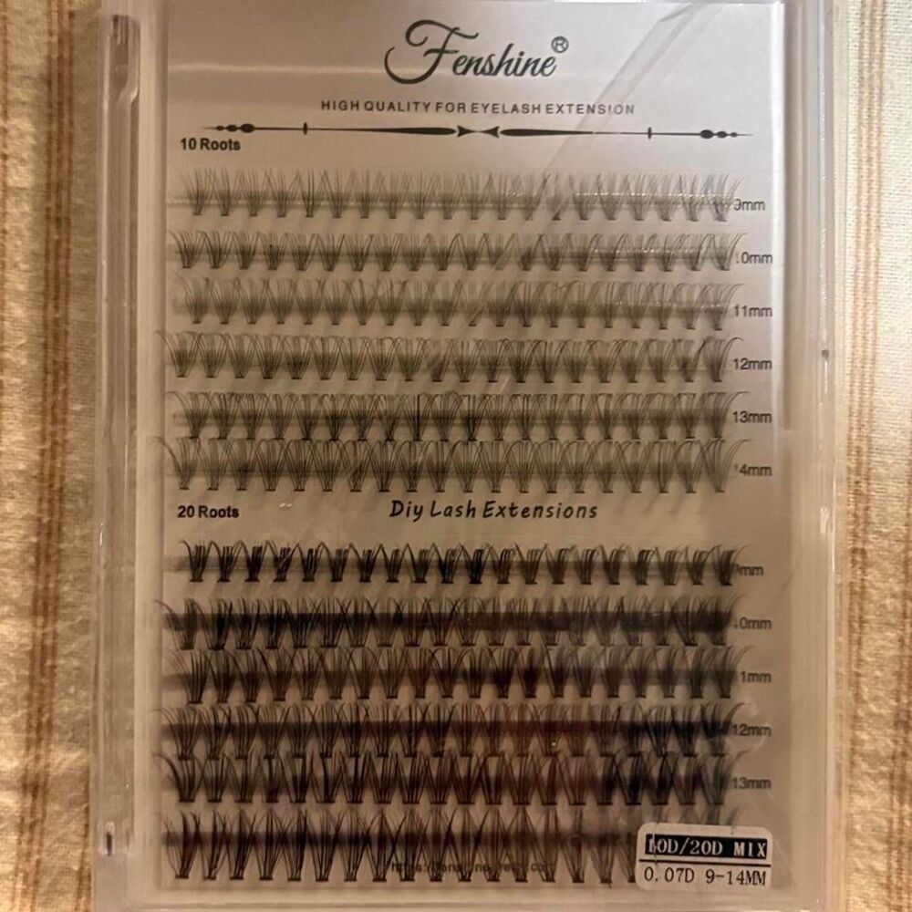 Fendi Makeup a bunch of different size eyelashes